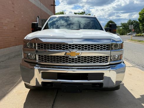 Used 2019 Chevrolet Silverado 2500 W/T w/ WT Convenience Package RWD image 2