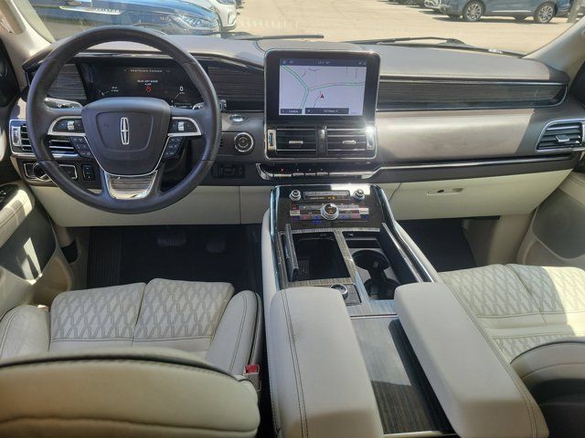 Used 2020 Lincoln Navigator Black Label w/ Cargo Convenience Package AWD/4WD image 23