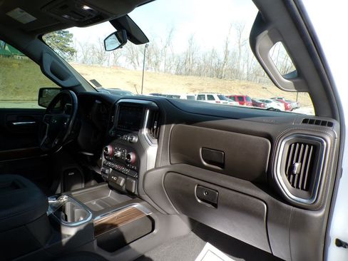 Used 2021 Chevrolet Silverado 1500 RST w/ All Star Edition Plus image 17