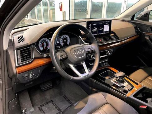 Used 2023 Audi Q5 2.0T Premium Plus w/ Premium Plus Package AWD/4WD image 17