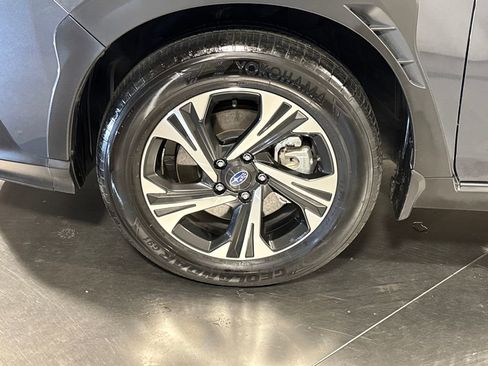 Used 2024 Subaru Crosstrek 2.0i Premium image 2