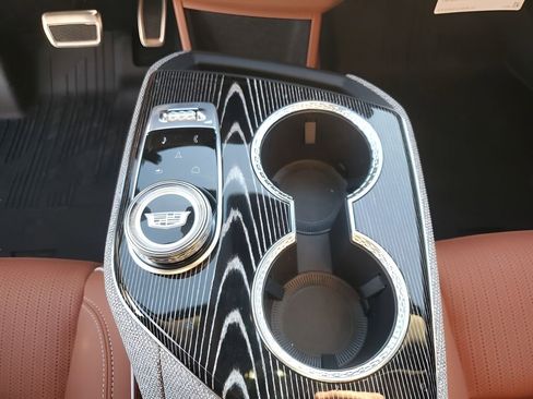 New 2026 Cadillac Optiq Sport 2 image 41