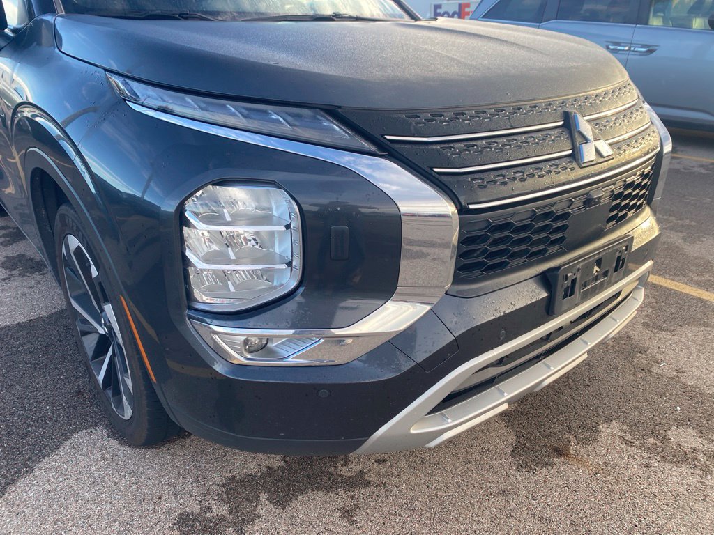 Used 2024 Mitsubishi Outlander SE AWD/4WD image 5
