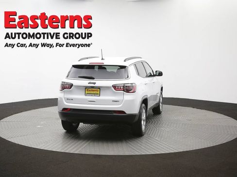 Used 2024 Jeep Compass Latitude AWD/4WD image 33