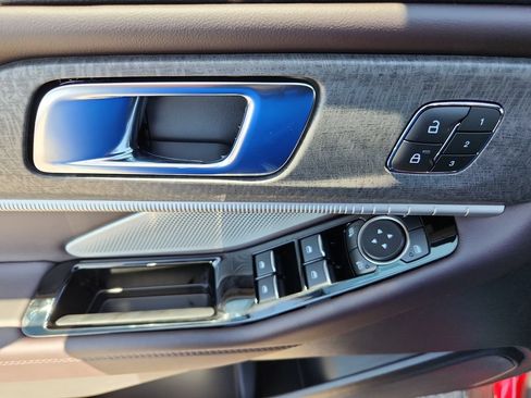New 2026 Ford Explorer Platinum RWD image 21