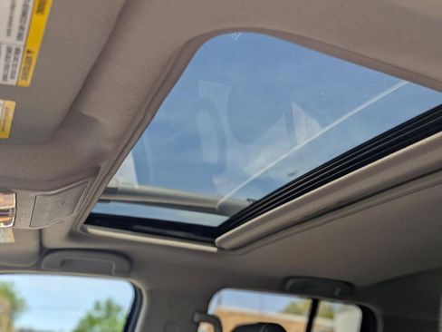 Used 2020 Nissan Frontier PRO-4X w/ Pro-4x Utility Package AWD/4WD image 24