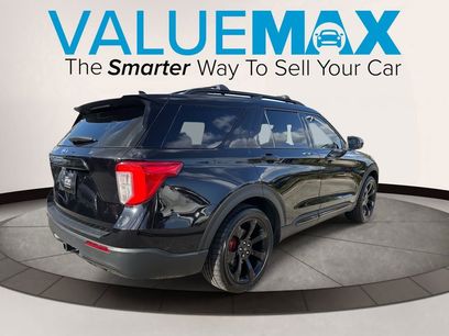 Used 2021 Ford Explorer XLT w/ Equipment Group 202A