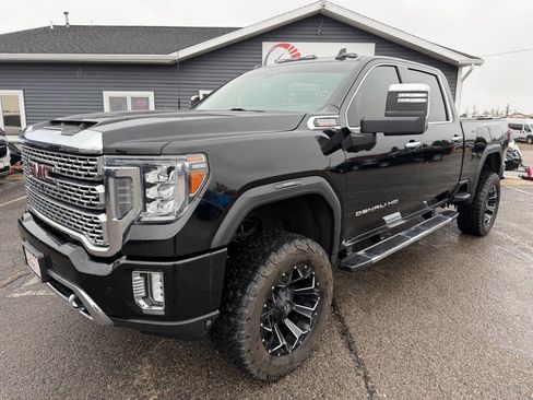 Used 2020 GMC Sierra 2500 Denali w/ Denali Ultimate Package image 1