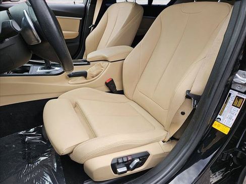 Used 2018 BMW 330i Sedan RWD image 16