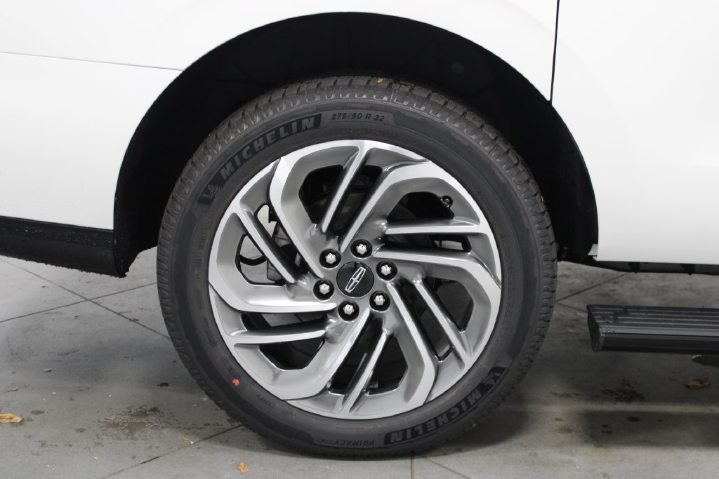 New 2027 Lincoln Navigator L Reserve AWD/4WD image 15