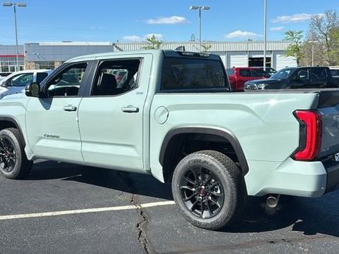 New 2026 Toyota Tundra SR5 w/ SR5 Premium Package AWD/4WD image 6