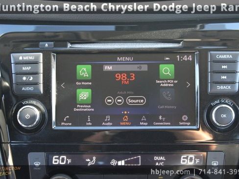 Used 2019 Nissan Rogue Sport SL w/ Premium Package image 13