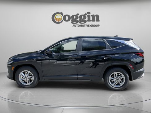 Certified 2026 Hyundai Tucson SE FWD image 3