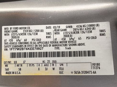 Used 2019 Ford F250 Lariat w/ Chrome Package image 32