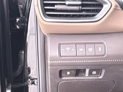 Used 2023 Hyundai Santa Fe Limited image 33