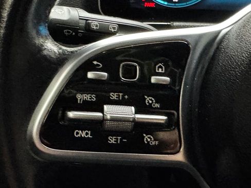 Used 2021 Mercedes-Benz GLA 250 image 30