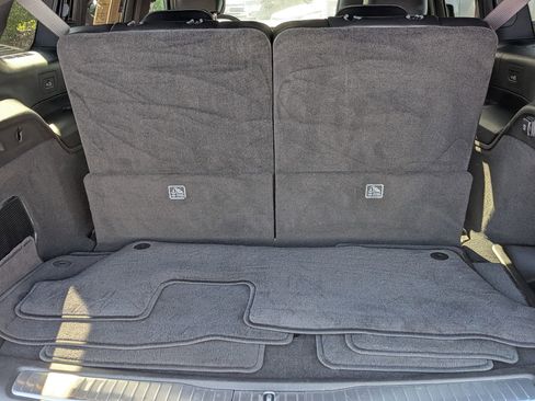 Used 2022 Jeep Grand Cherokee L Overland w/ Advanced Protech Group III AWD/4WD image 36