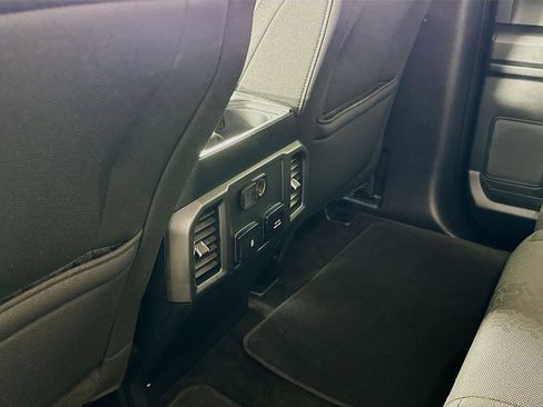 Used 2018 Ford F150 XLT w/ Equipment Group 302A Luxury image 21