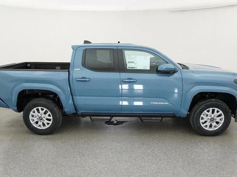 New 2026 Toyota Tacoma SR5 image 11