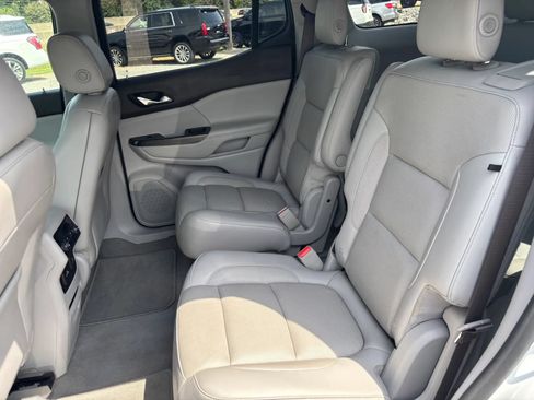 Used 2018 GMC Acadia SLT FWD image 14