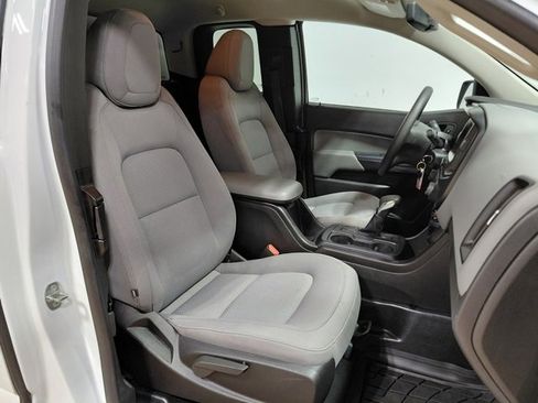 Certified 2022 Chevrolet Colorado W/T image 21