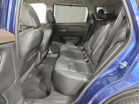 Used 2021 Nissan Rogue SL AWD/4WD image 25