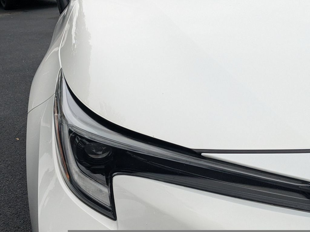 Certified 2024 Toyota Corolla SE FWD image 12
