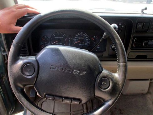 Used 1996 Dodge Ram 1500 Truck 2WD Club Cab image 12