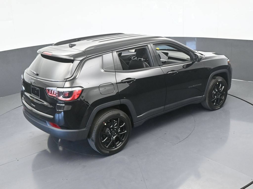 New 2026 Jeep Compass Latitude AWD/4WD image 49