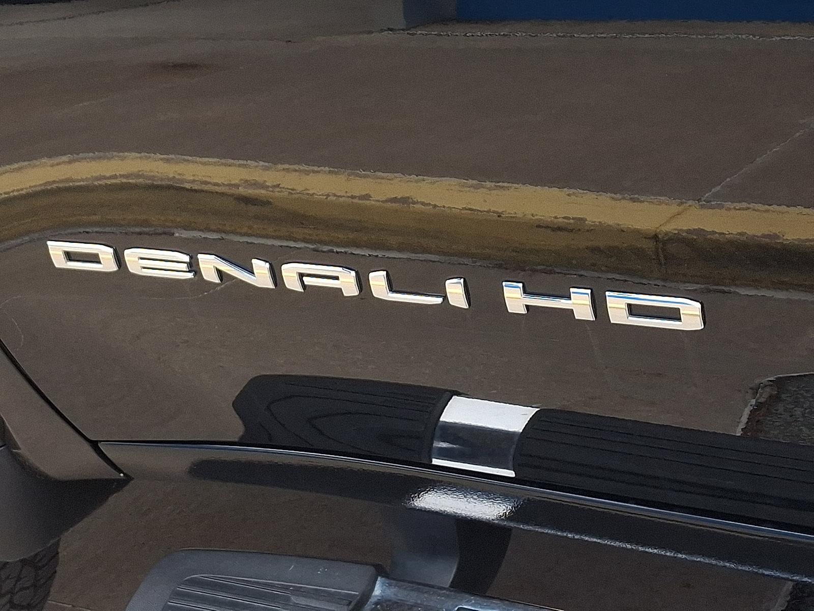 Used 2025 GMC Sierra 2500 Denali AWD/4WD image 29