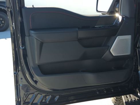 Used 2025 Ford F150 Raptor image 15