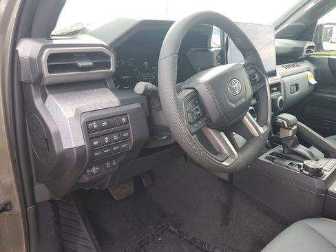 New 2026 Toyota Tacoma 4x4 Double Cab Hybrid image 18