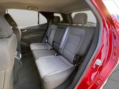 Used 2024 Chevrolet Equinox LT FWD image 20