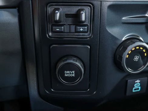 New 2026 Ford F350 XL w/ XL Chrome Package image 25