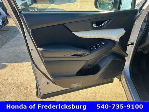 Used 2019 Subaru Ascent Premium image 10