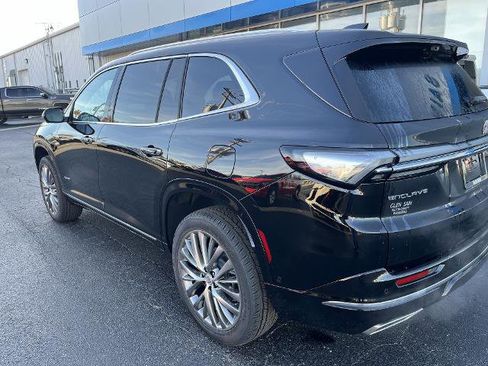 New 2026 Buick Enclave Avenir image 8