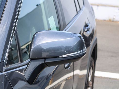 Used 2024 Toyota RAV4 XLE FWD image 14