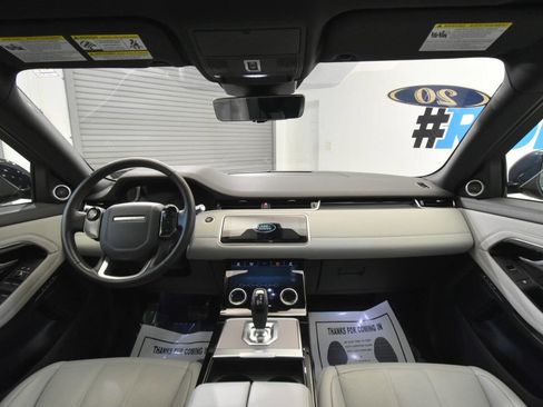 Used 2020 Land Rover Range Rover Evoque SE AWD/4WD image 19