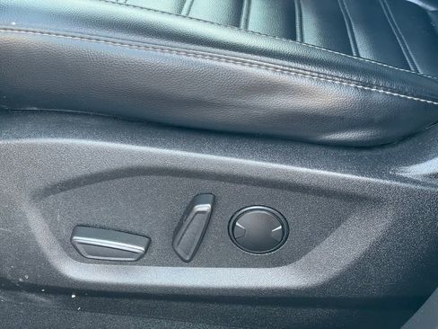 Used 2023 Ford Edge SEL image 10