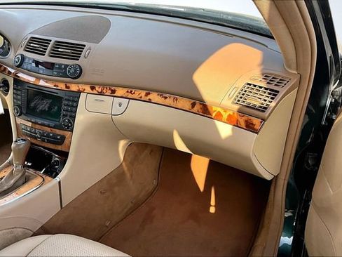 Used 2007 Mercedes-Benz E 350 Sedan image 24