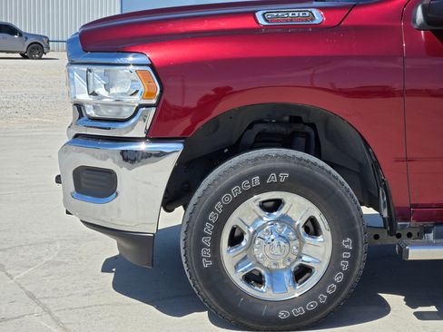 Used 2023 RAM 2500 Tradesman AWD/4WD image 8