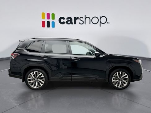 Used 2025 Subaru Forester Touring AWD/4WD image 6