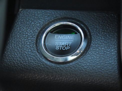 Used 2018 Ford F150 Platinum w/ Equipment Group 701A Luxury RWD image 30