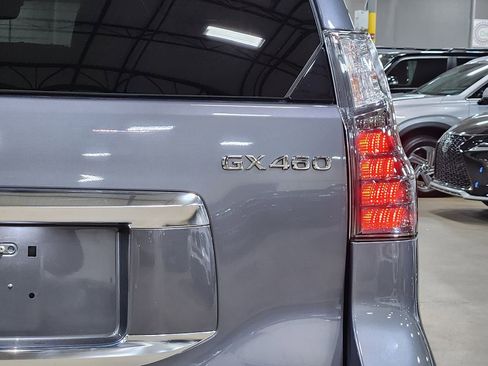Used 2020 Lexus GX 460 Premium image 23