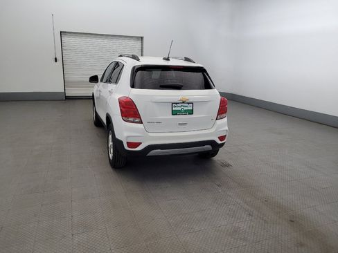 Used 2018 Chevrolet Trax LT w/ LT Convenience Package AWD/4WD image 6