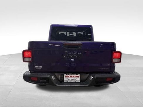 New 2026 Jeep Gladiator Sahara image 7