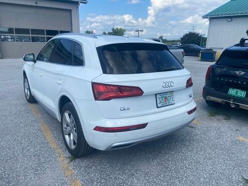 Used 2018 Audi Q5 2.0T Premium Plus w/ Premium Plus Package AWD/4WD image 4