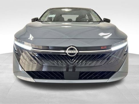 New 2026 Nissan Sentra SR FWD image 6