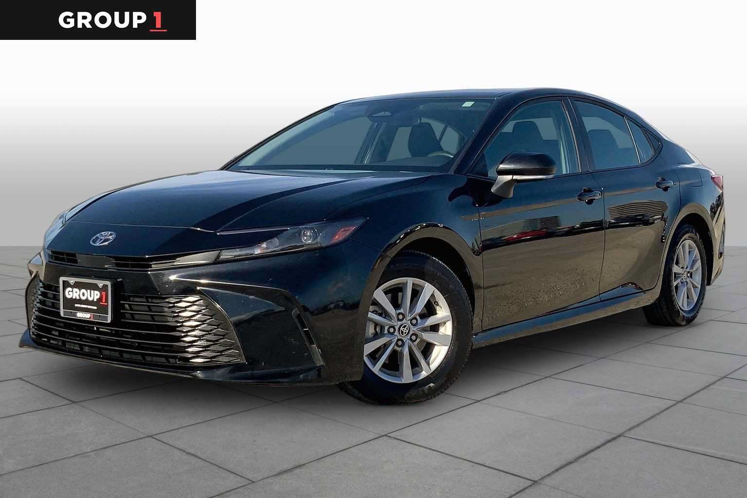 Certified 2025 Toyota Camry LE FWD image 1