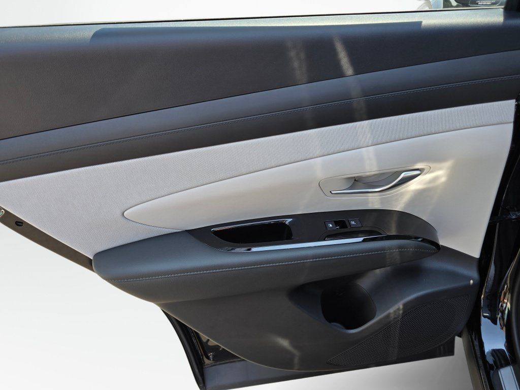 New 2026 Hyundai Tucson Limited AWD/4WD image 37